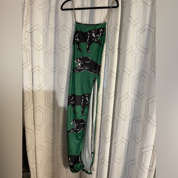 NWOT Women’s XS Maxi Dress Black/Green/White Chain Straps HIGH LEG SPLIT - Picture 8 of 9